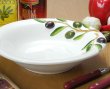 画像2: イタリア製 輸入雑貨 深皿 サラダボウル 23cm 円形 カレー スープ パスタ 陶器 皿 バッサーノ オリーブ BRE-2404-OV 直輸入 リビングスタジオ (2)