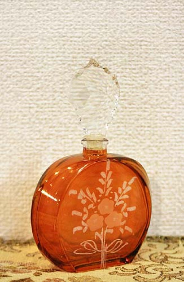 画像1: イタリア製 輸入雑貨 香水瓶 クリスタルガラス レッド 赤 パフュームボトル エッチング 彫刻 イタリアーニ 424C-R 直輸入 リビングスタジオ (1)