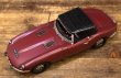 画像2: 輸入雑貨 置物 Good Old Days Car ジャガー Eタイプ レッド ブリキ ミニカー ビンテージ調 アンティーク風 オブジェ Q7162-1 リビングスタジオ (2)