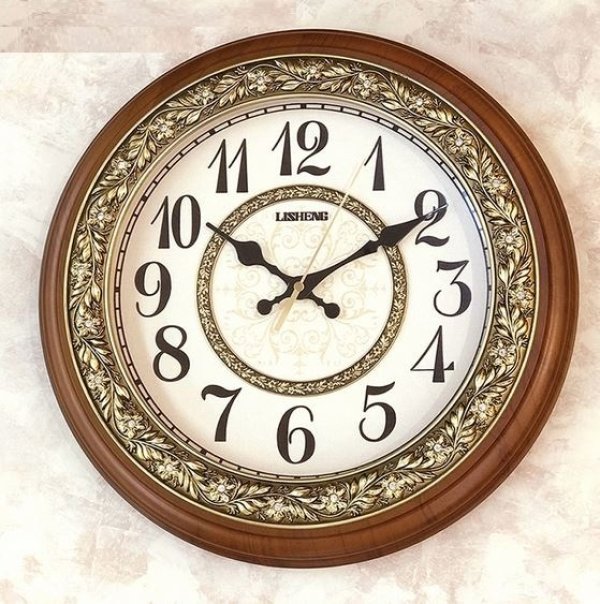 655A082ウォールクロック コロッセオ 壁掛け時計 ビクトリアン インテリア 時計