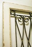 画像4: 輸入家具 ホワイトグリル ドア Covent Garden コベントガーデン BM-97 壁掛け ドアパネル アイアン 木製 シャビーシック アンティーク風 送料無料 (4)