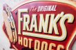 画像4: 輸入雑貨 アンティークエンボスプレート FRANK'S HOT DOGS ブリキ 壁飾り アメリカン ビンテージ シャビー HLHT22057A リビングスタジオ (4)