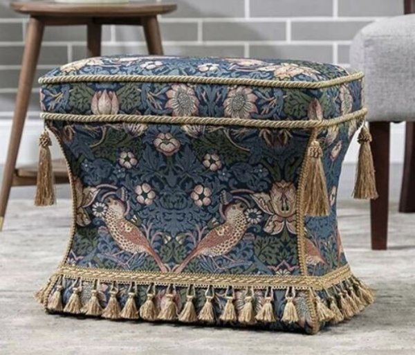 画像1: 輸入家具 スツール イチゴ泥棒 ウィリアムモリス ジェニファーテイラー Jennifer Taylor 33030ST-VI02 直輸入 リビングスタジオ 送料無料 (1)
