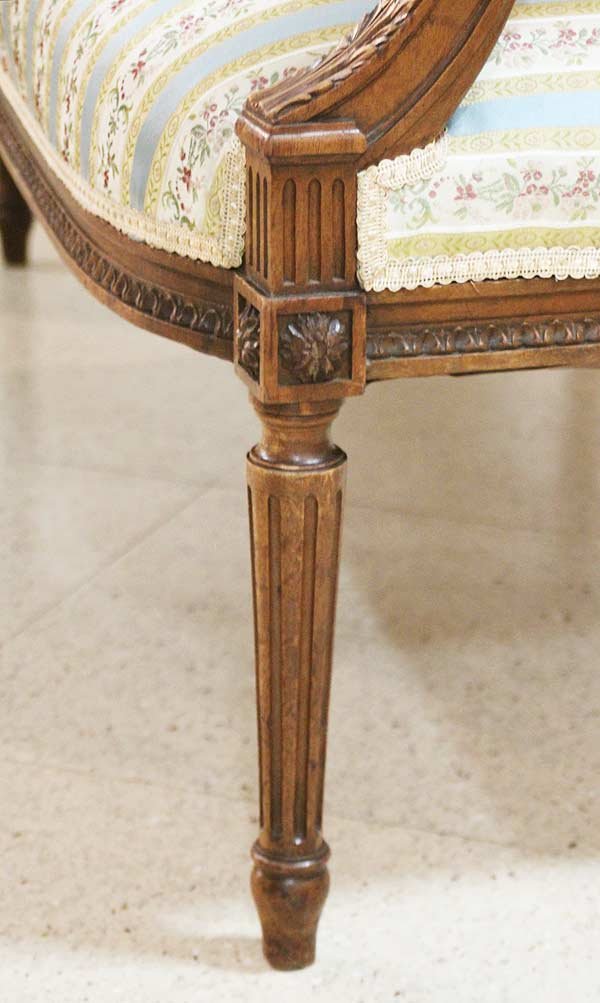 画像21: 【謝恩セール特価】輸入家具 ソファ フランス アンティーク ラブソファ 彫刻 クラシック ビンテージ 506 送料無料 リビングスタジオ (21)