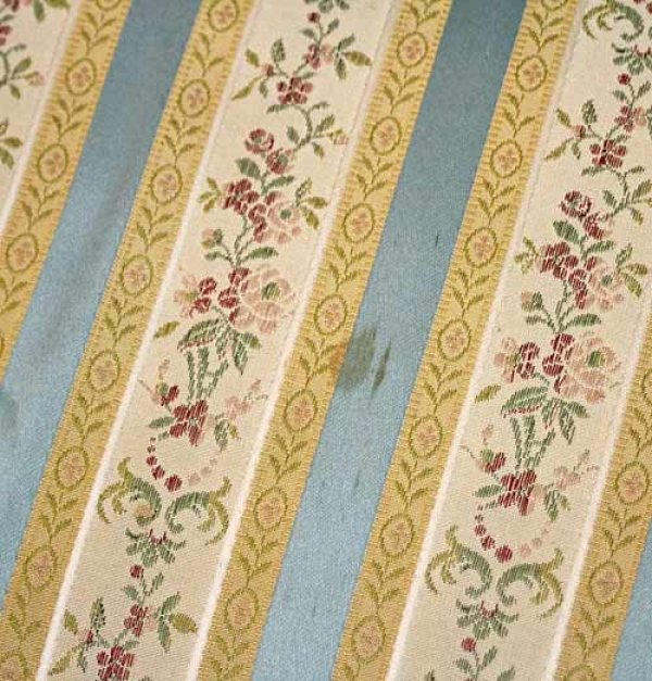 画像20: 【謝恩セール特価】輸入家具 ソファ フランス アンティーク ラブソファ 彫刻 クラシック ビンテージ 506 送料無料 リビングスタジオ (20)