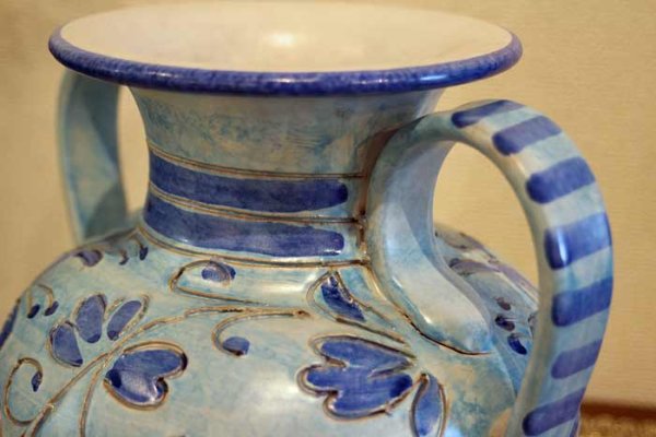 画像6: イタリア製 輸入雑貨 花瓶 フラワーベース ブルー 花柄 ハンドメイド H21cm アンティーク風 トスカーナ 834BL 送料無料 直輸入 リビングスタジオ (6)