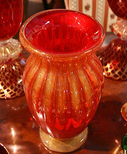 イタリア製 輸入雑貨 ベネチアンガラス 花瓶 フラワーベース H32cm 赤 金箔 リビングスタジオ 直輸入 ヴェネチアングラス ムラノガラス  ムラーノ Murano 送料無料
