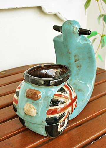 輸入雑貨 フラワーポット 陶器 スクーター ベスパ ブルー プランター フラワーベース 鉢カバー ジブリ風 カントリー ナチュラル ガーデン 011 Toy