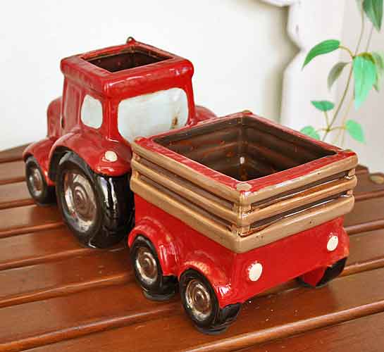 輸入雑貨 フラワーポット 陶器 トラクター トラック 赤 プランター