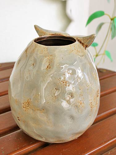 輸入雑貨 フラワーベース 陶器 フクロウ グレー トトロ風 花瓶 プランター フラワーポット シャビーシック H12cm リビングスタジオ